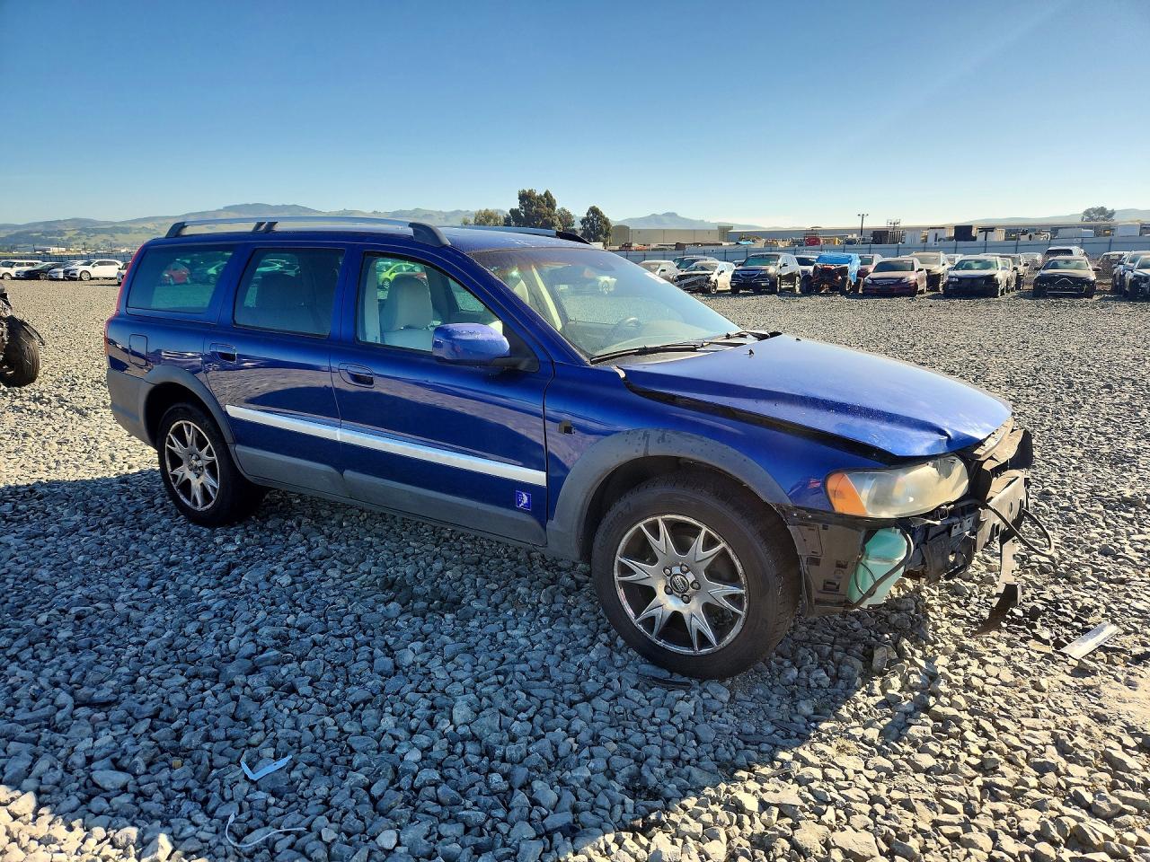 2006 VOLVO XC70