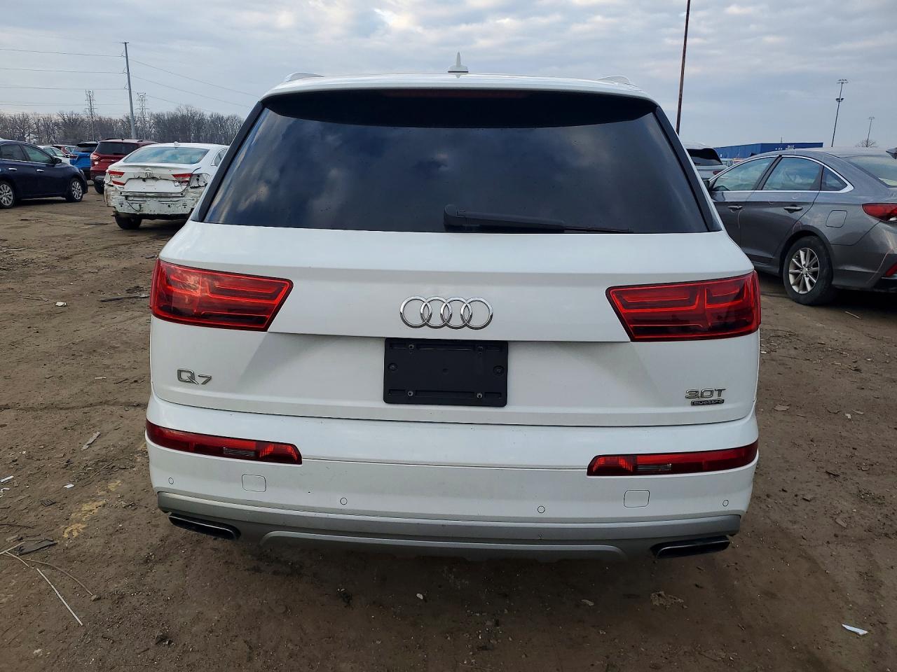2017 AUDI Q7