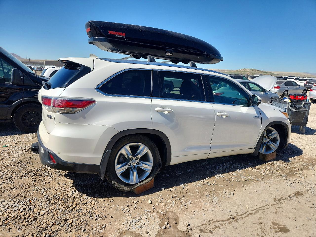 2015 TOYOTA HIGHLANDER