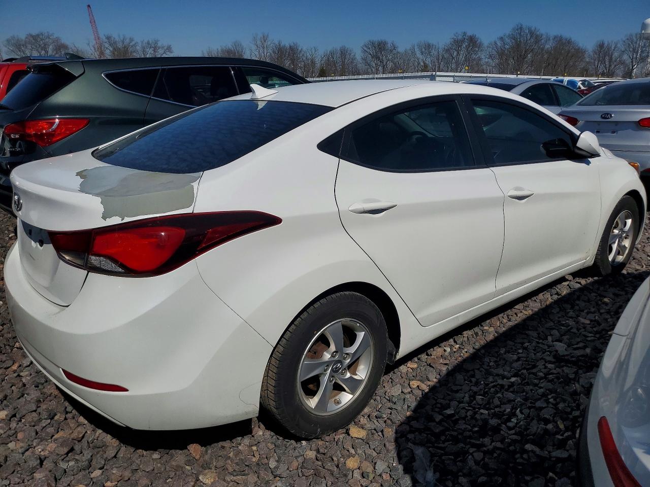2015 HYUNDAI ELANTRA