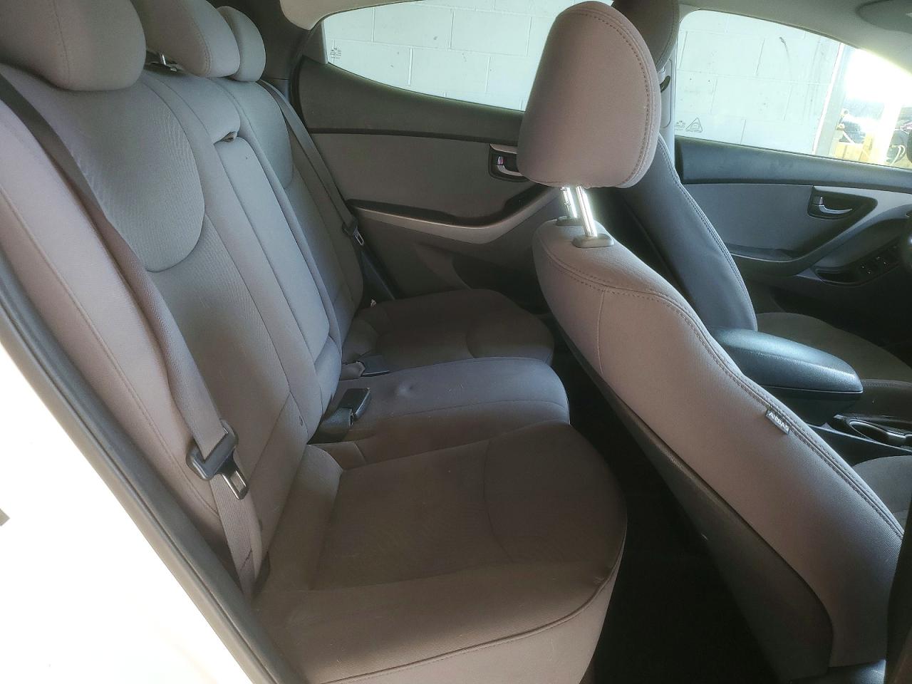 2015 HYUNDAI ELANTRA