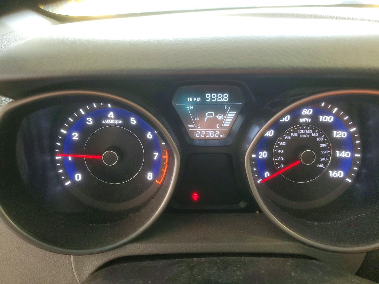 2015 HYUNDAI ELANTRA
