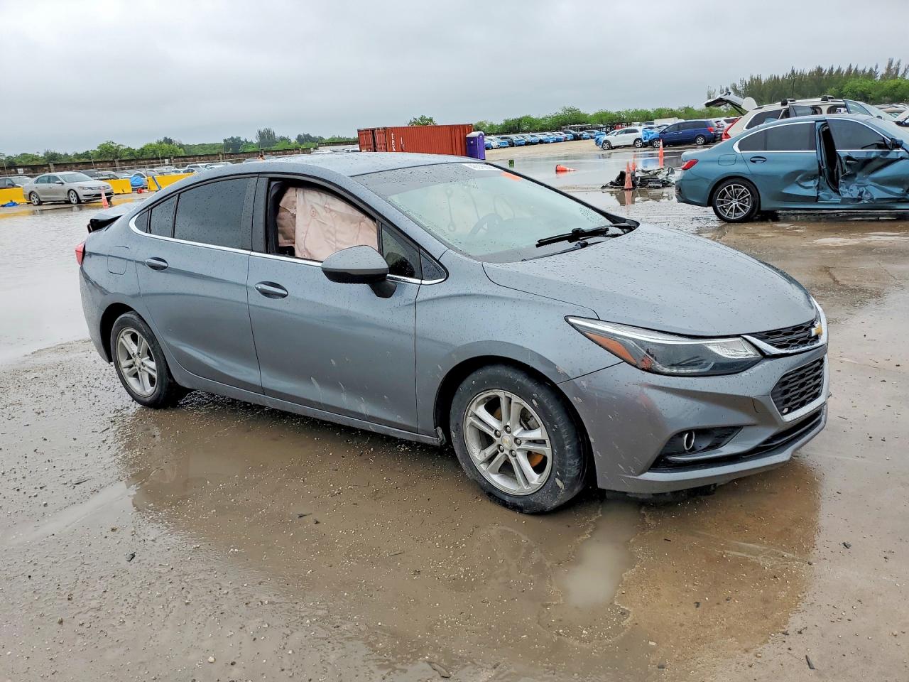 2018 CHEVROLET CRUZE