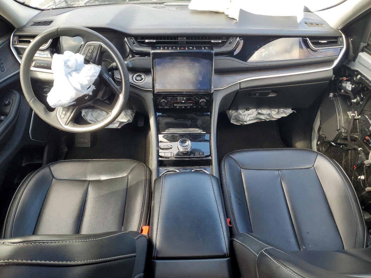 2023 JEEP CHEROKEE