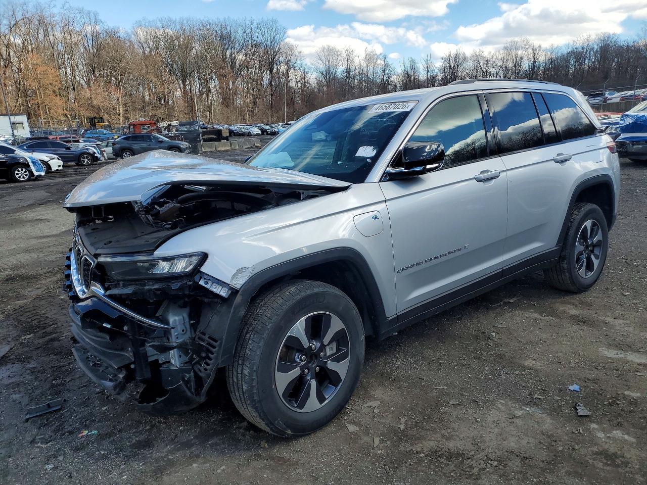 2023 JEEP CHEROKEE