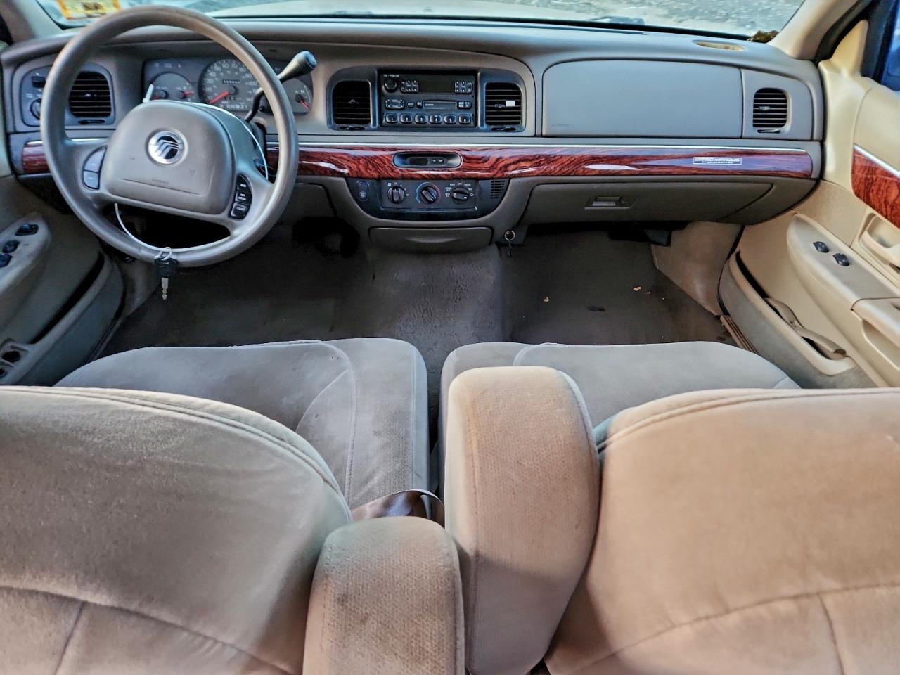 2002 MERCURY GRMARQUIS
