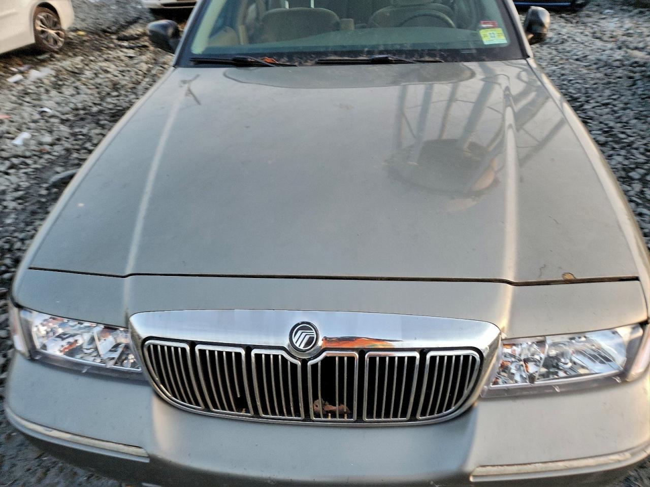 2002 MERCURY GRMARQUIS