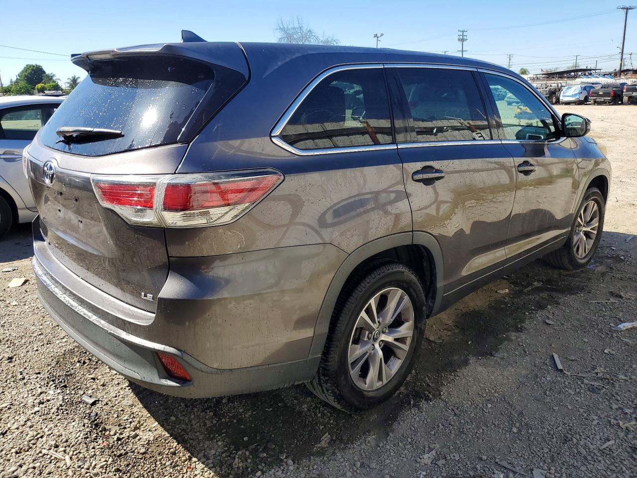 2016 TOYOTA HIGHLANDER