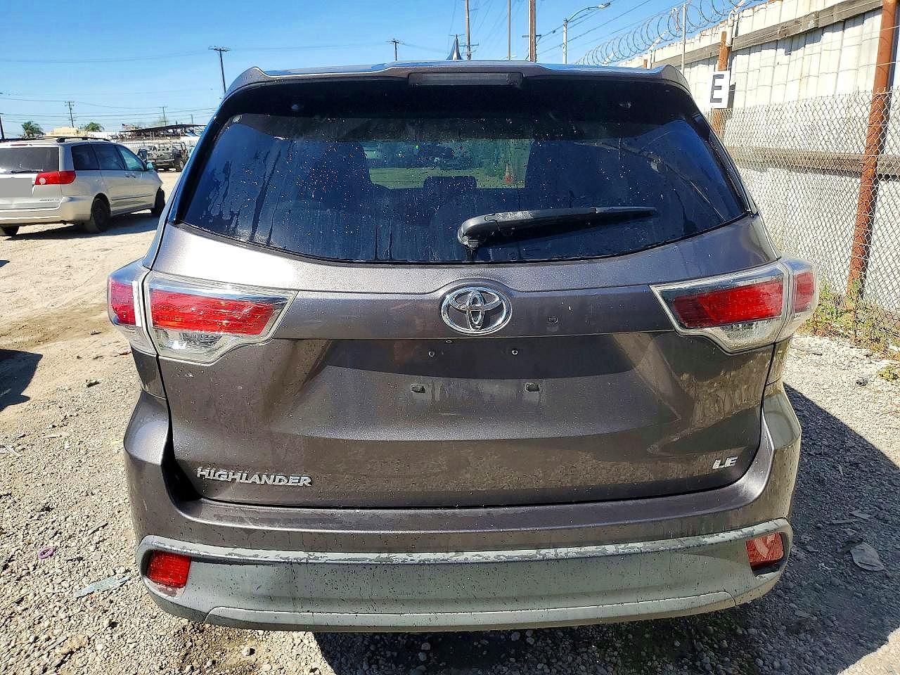 2016 TOYOTA HIGHLANDER