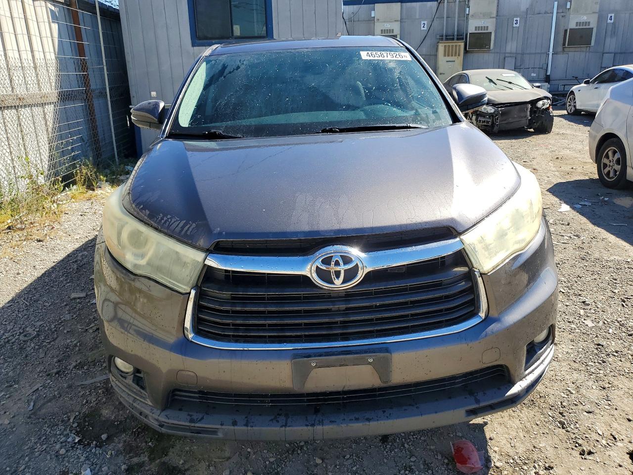 2016 TOYOTA HIGHLANDER