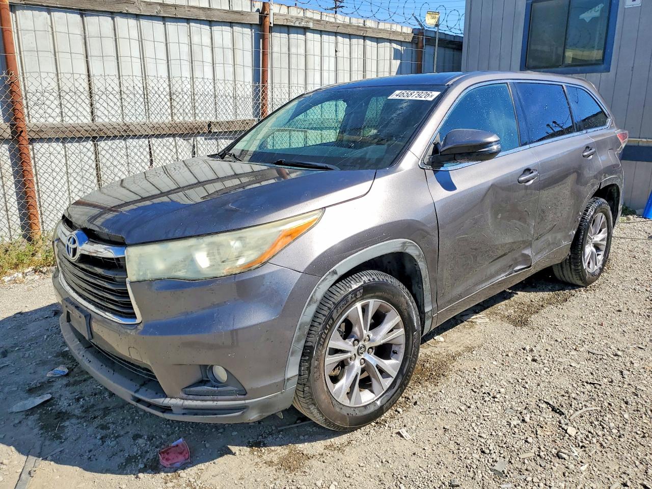 2016 TOYOTA HIGHLANDER