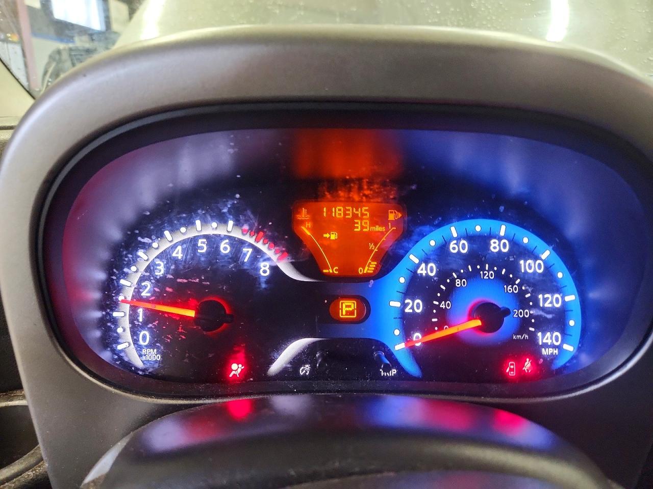 2012 NISSAN CUBE