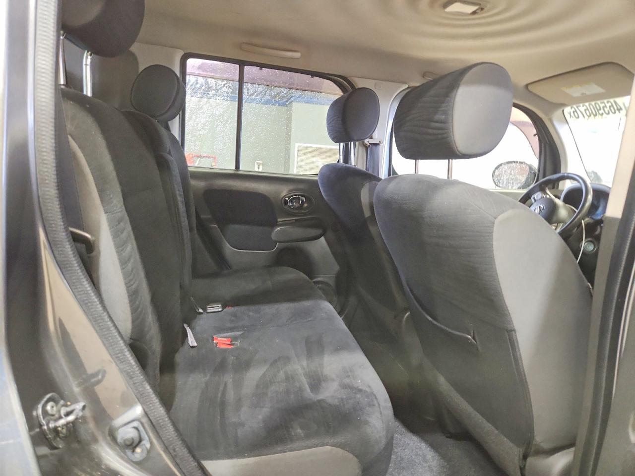 2012 NISSAN CUBE