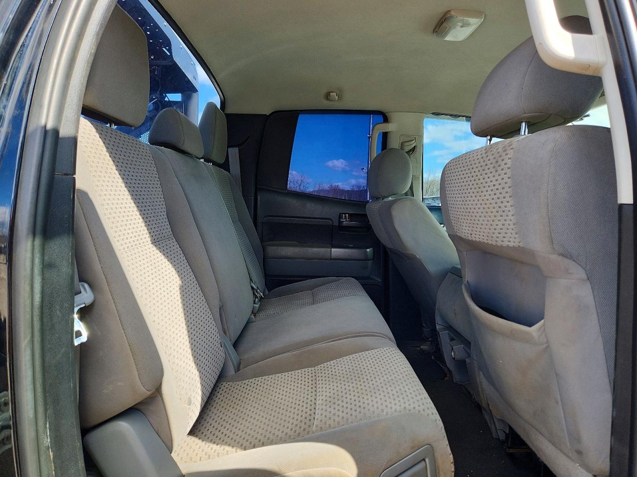 2013 TOYOTA TUNDRA