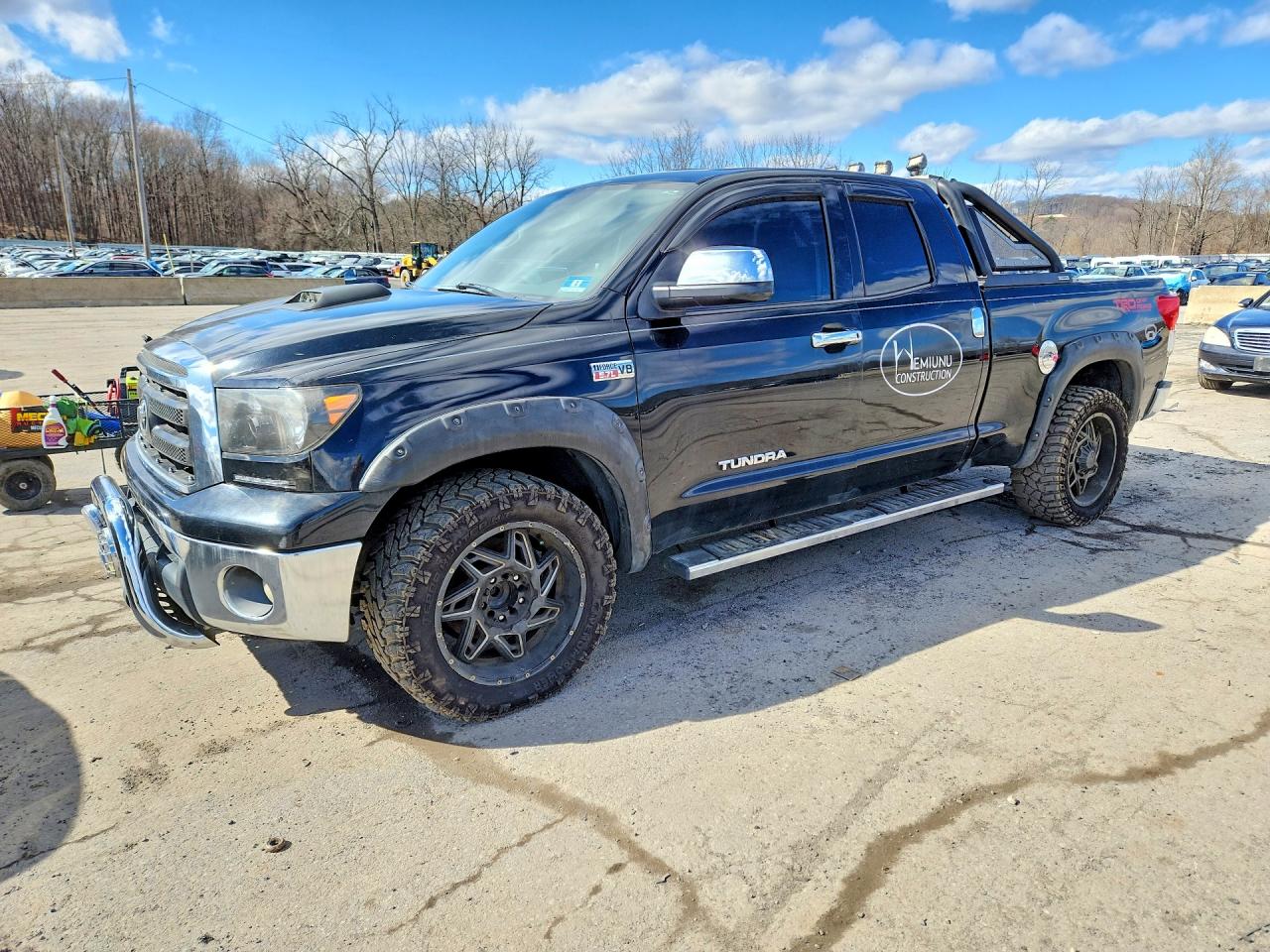 2013 TOYOTA TUNDRA