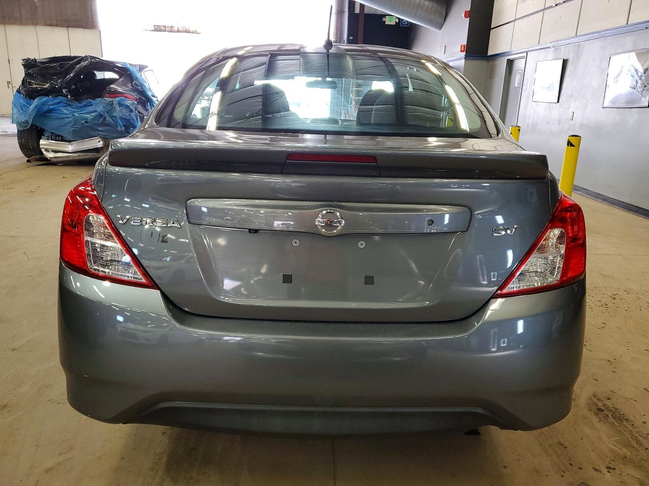 2019 NISSAN VERSA