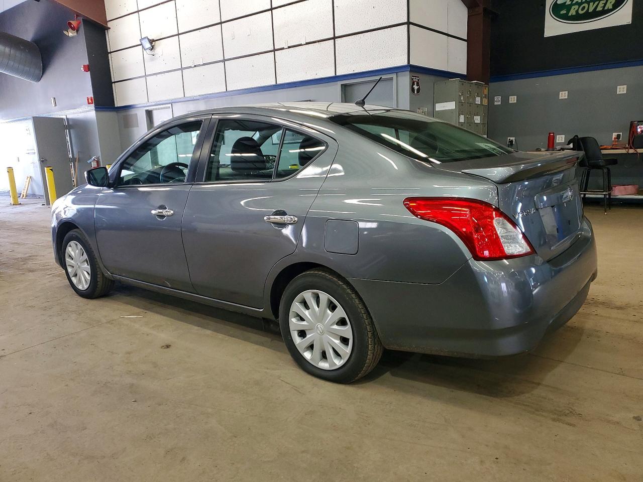 2019 NISSAN VERSA