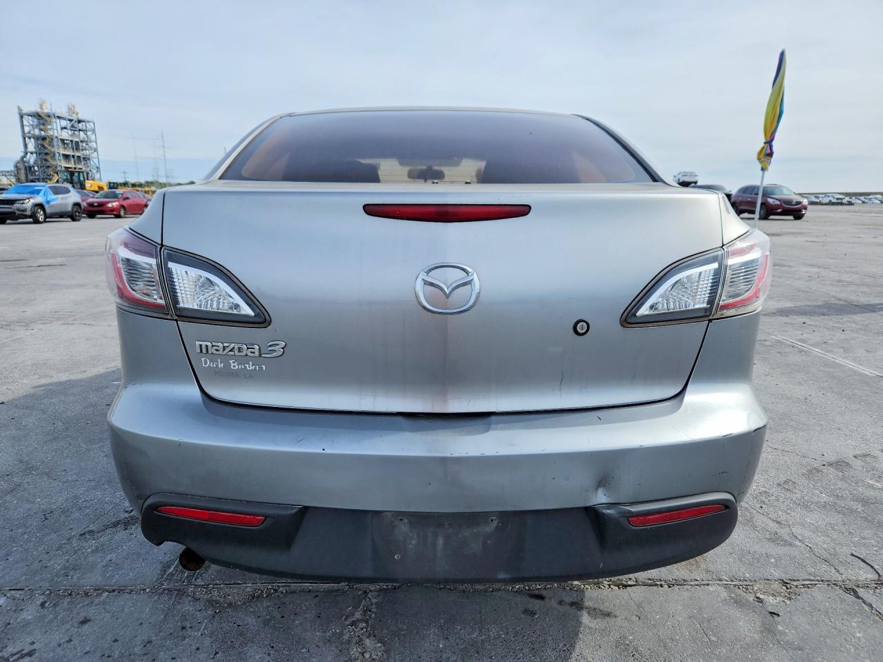 2011 MAZDA 3