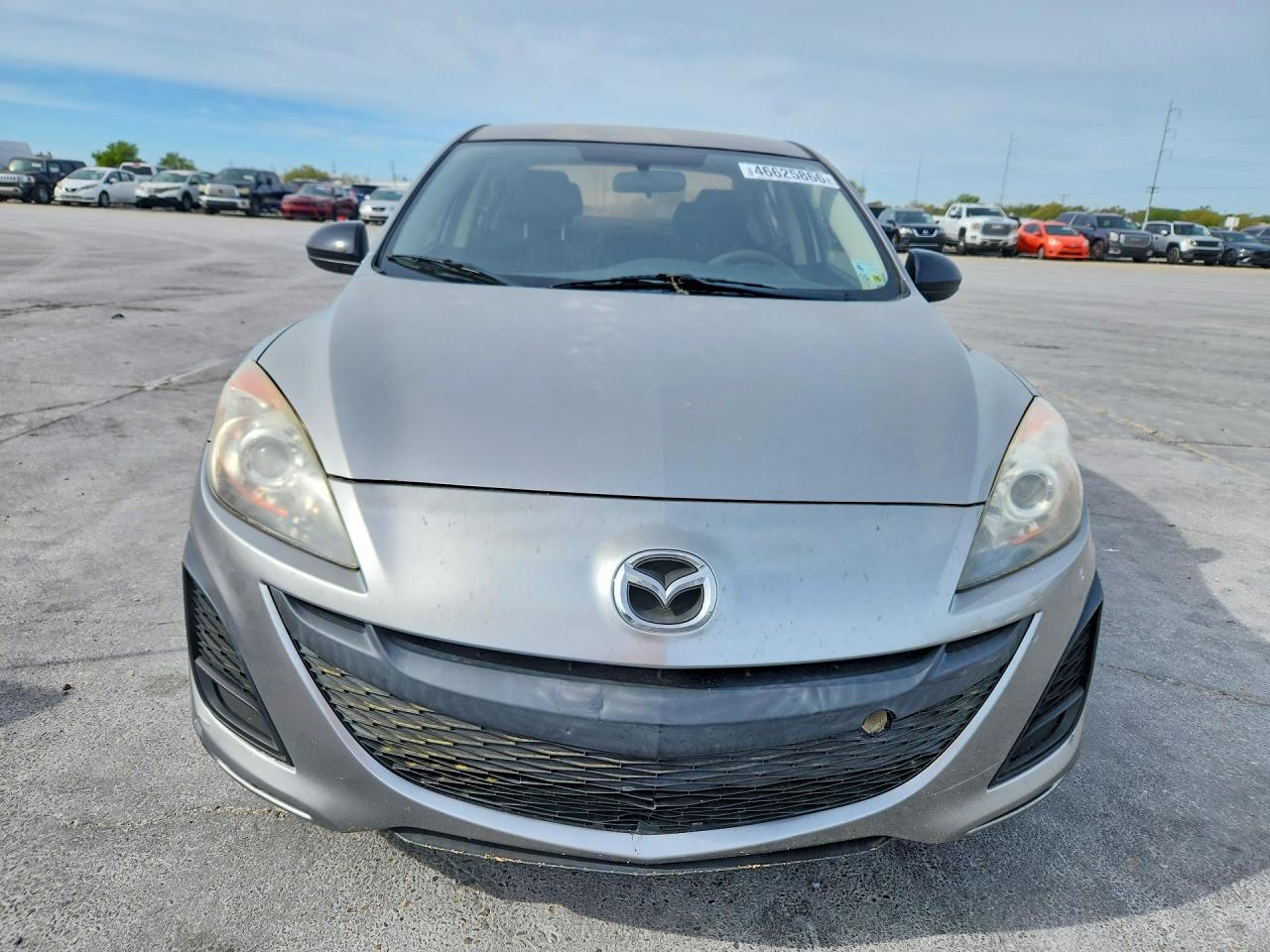 2011 MAZDA 3