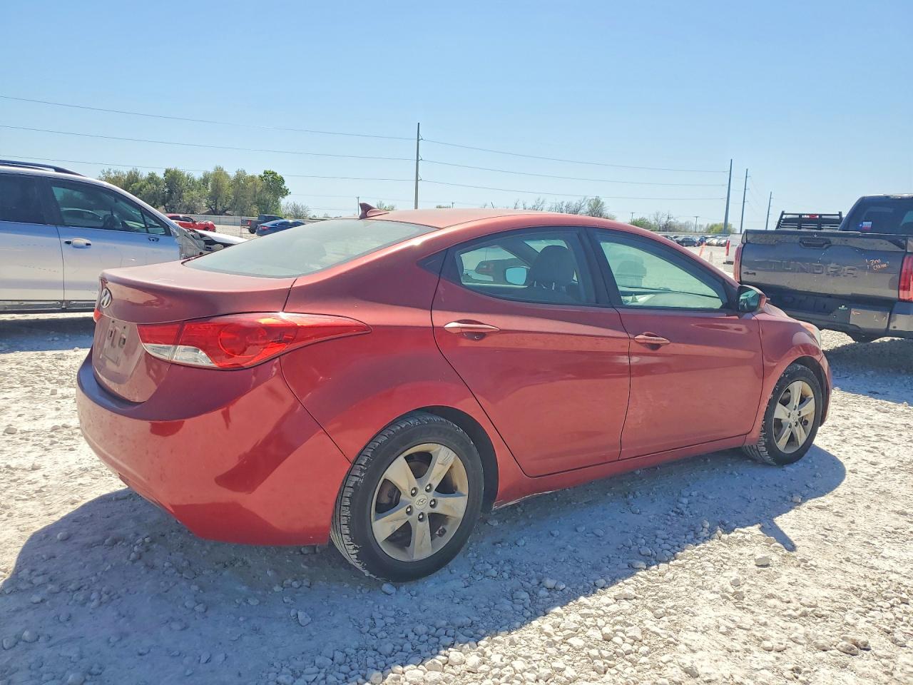 2013 HYUNDAI ELANTRA