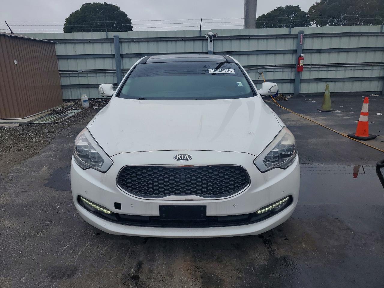 2015 KIA K900