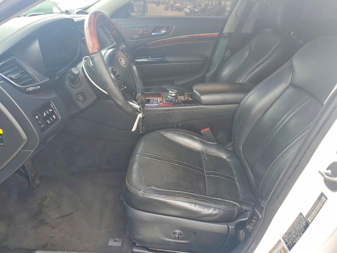 2015 KIA K900