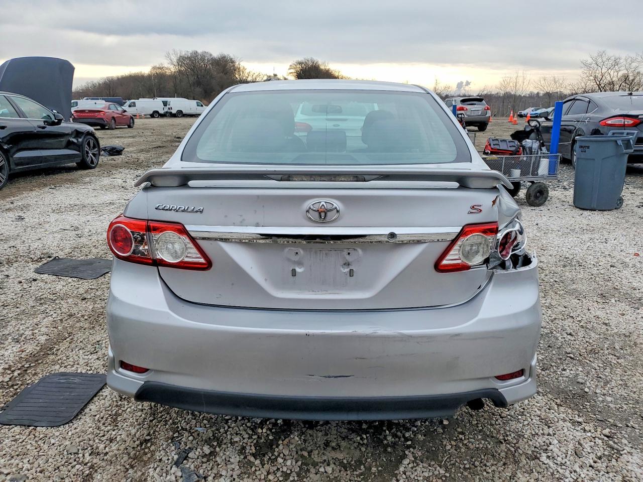 2013 TOYOTA COROLLA