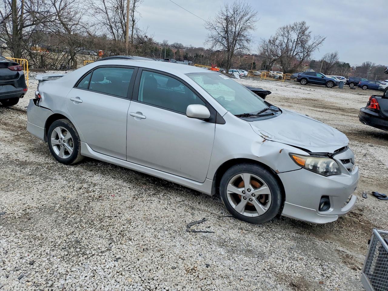 2013 TOYOTA COROLLA