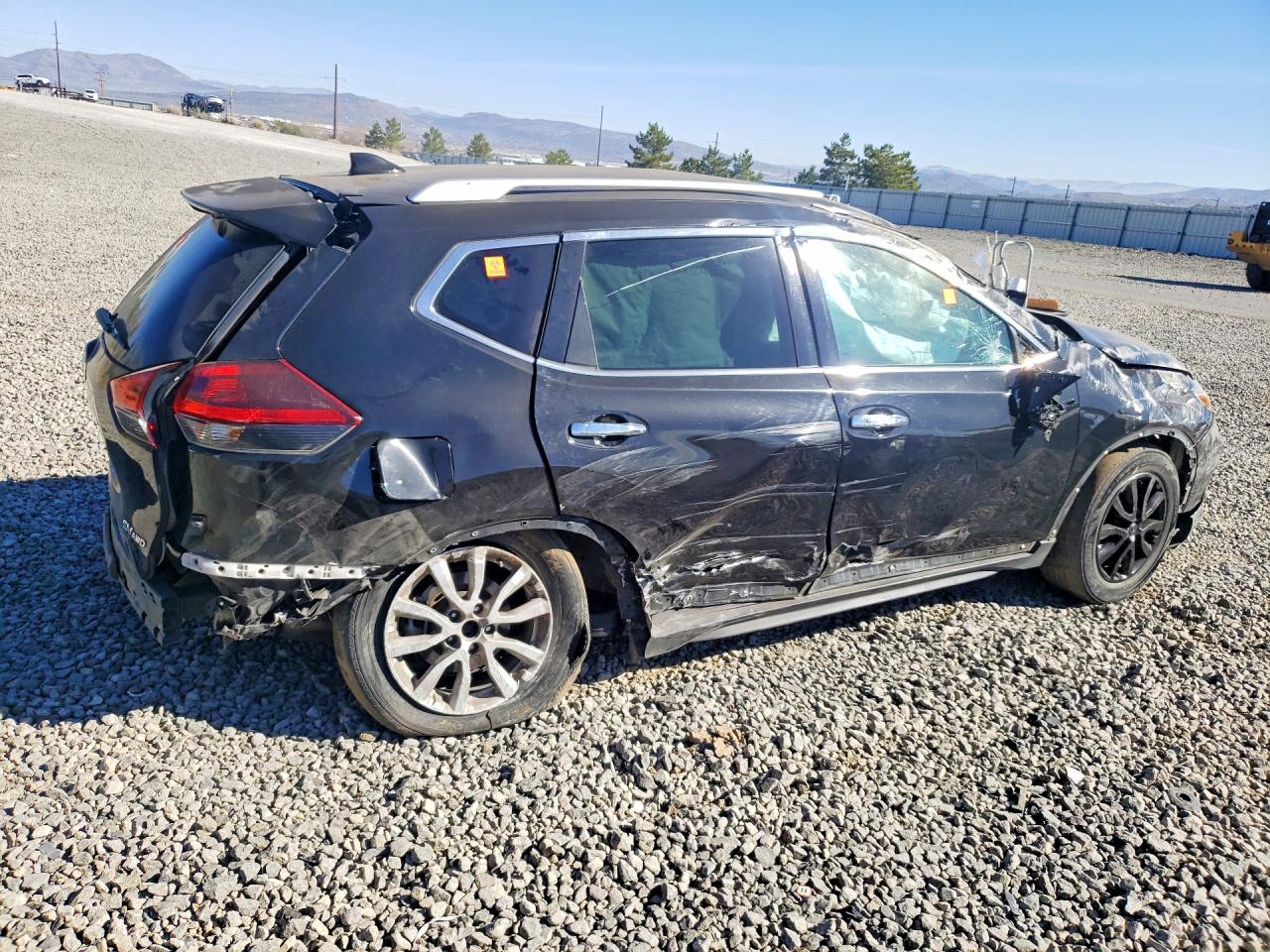 2019 NISSAN ROGUE