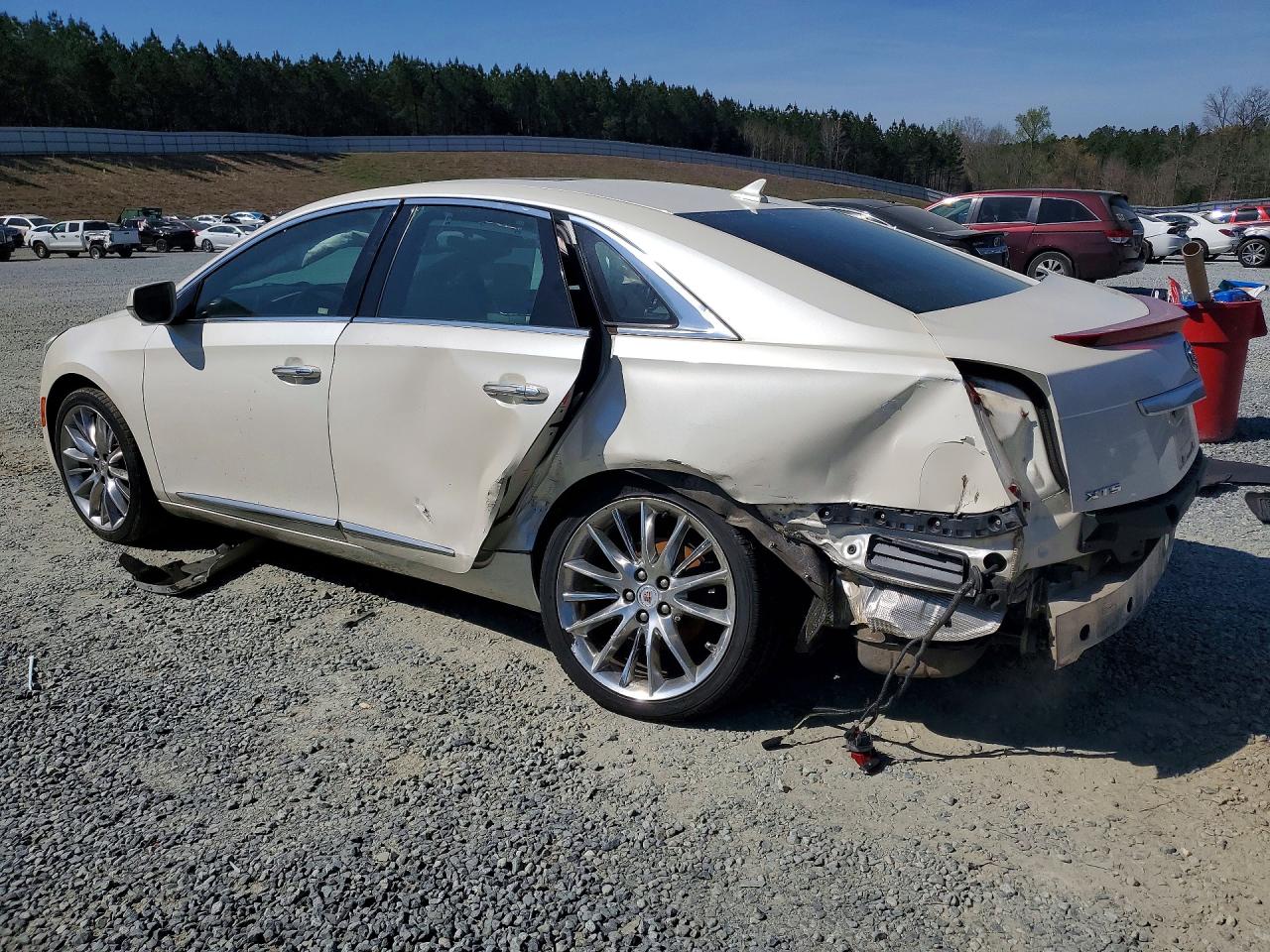 2013 CADILLAC XTS
