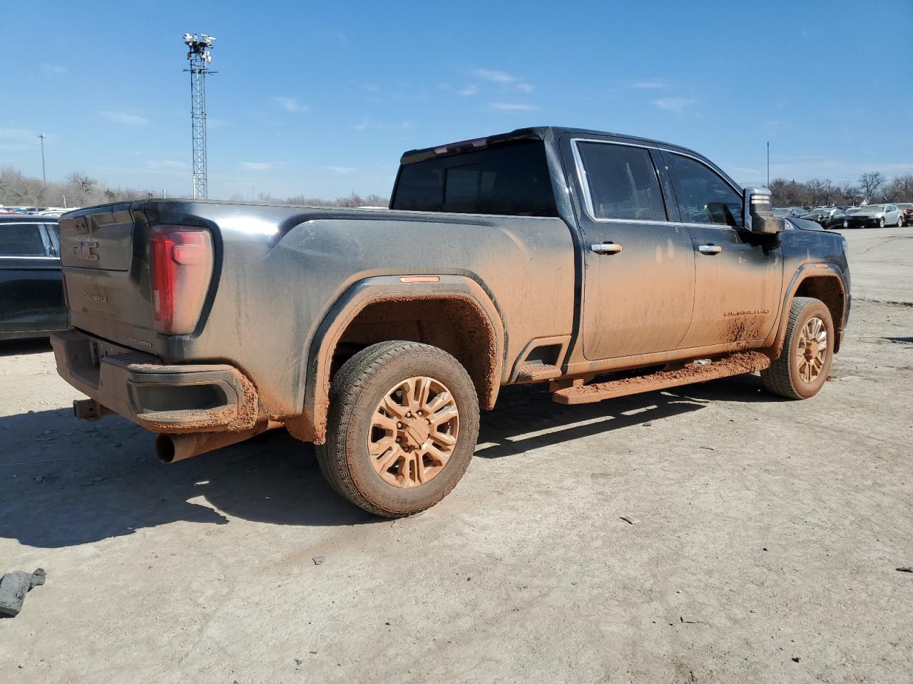 2022 GMC SIERRA
