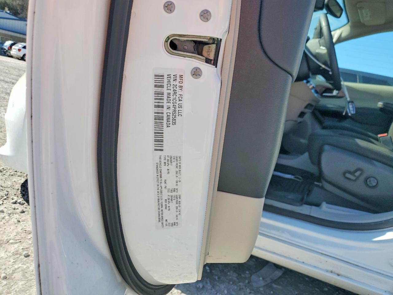 2023 CHRYSLER MINIVAN