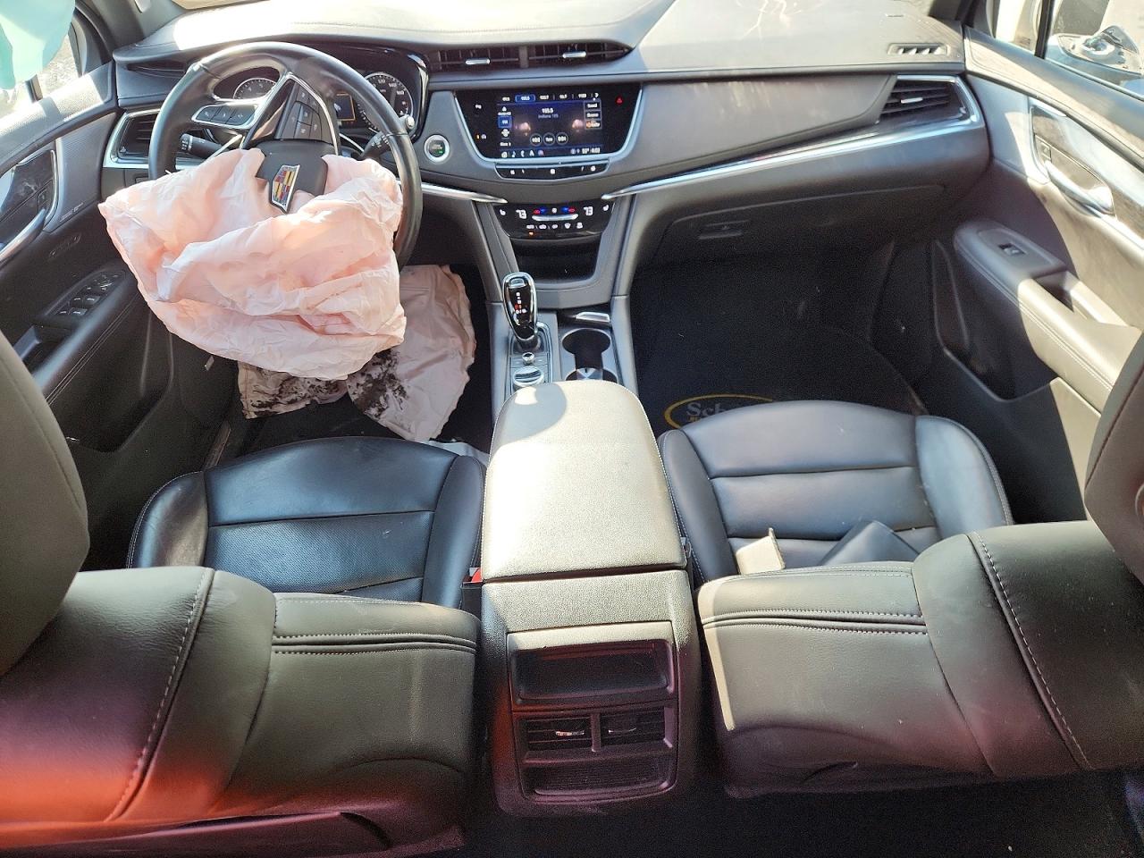 2021 CADILLAC XT5