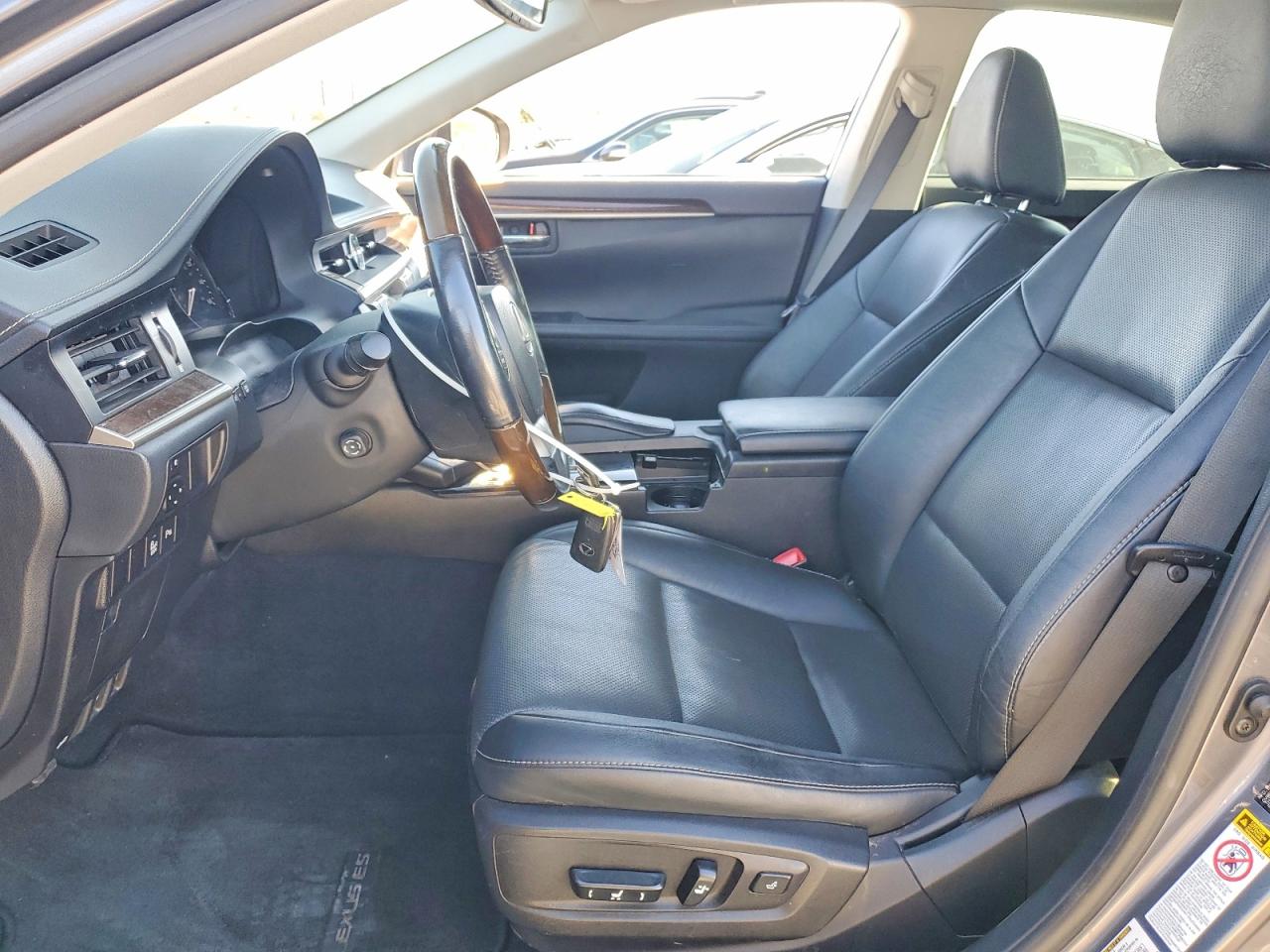 2015 LEXUS ES350