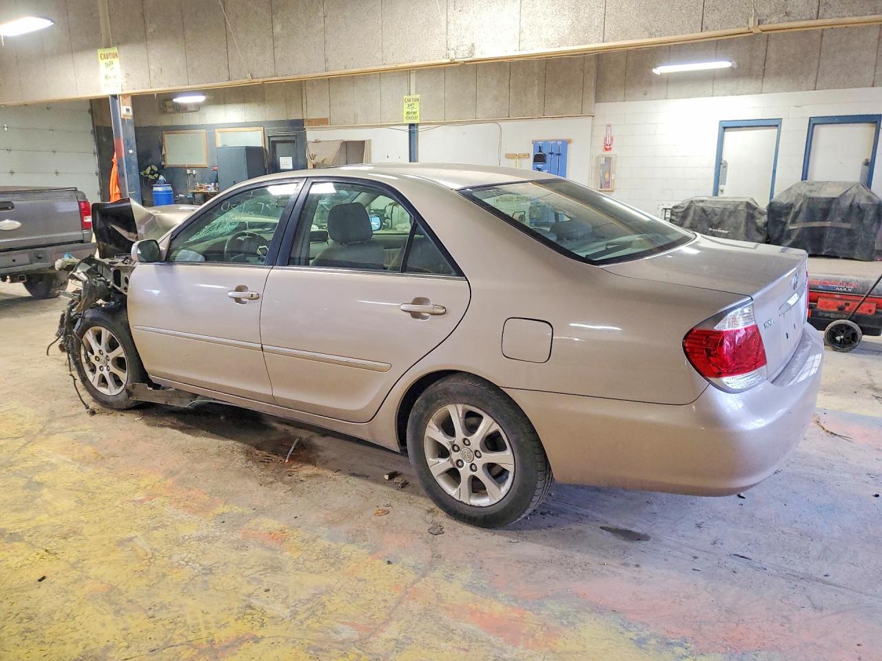 2005 TOYOTA CAMRY