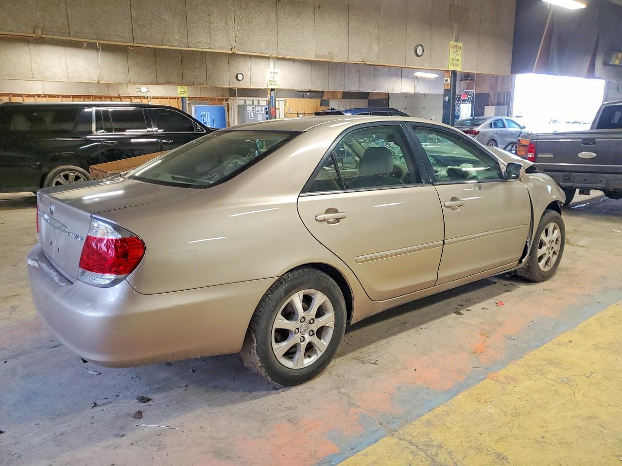 2005 TOYOTA CAMRY