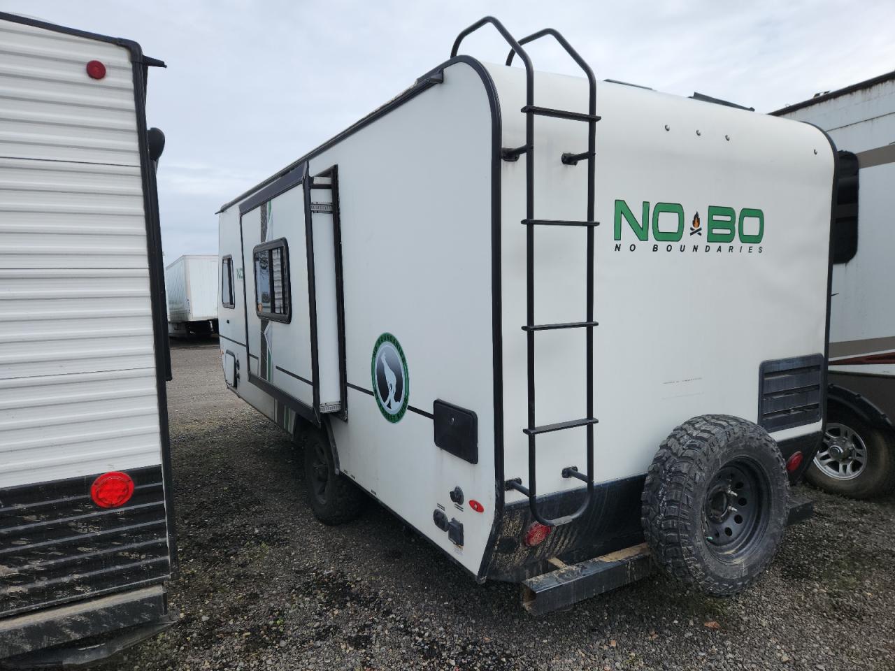 2019 FORESRIVER NO BOUNDAR