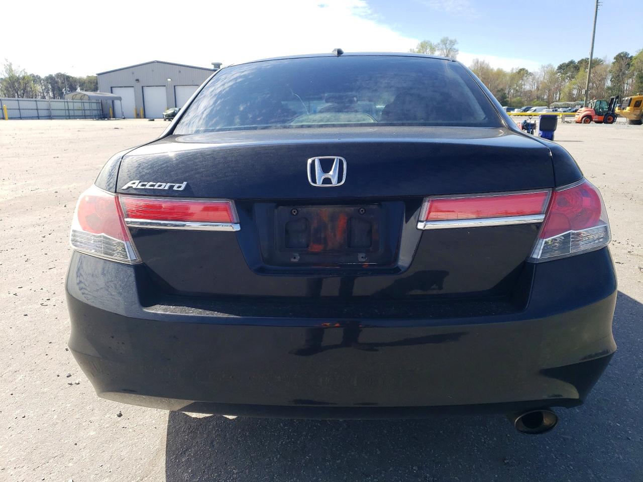 2011 HONDA ACCORD