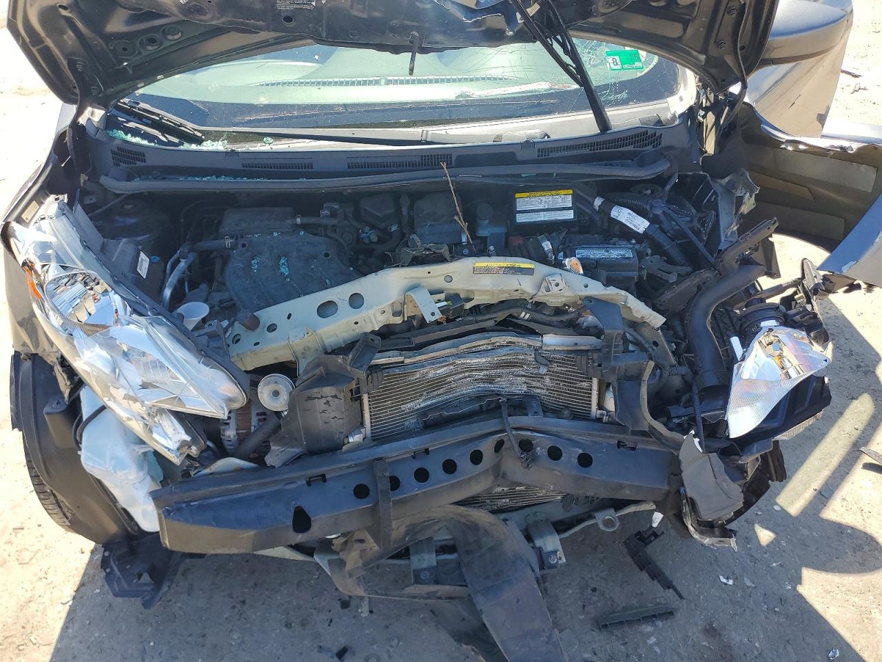 2016 NISSAN VERSA