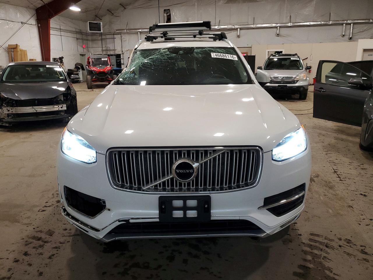 2019 VOLVO XC90