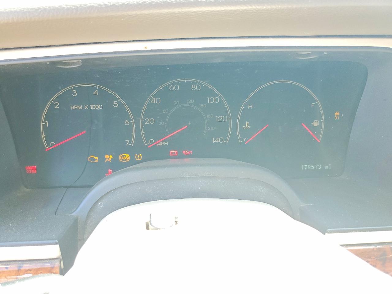 2004 LINCOLN TOWNHOUSE NAVIGATOR