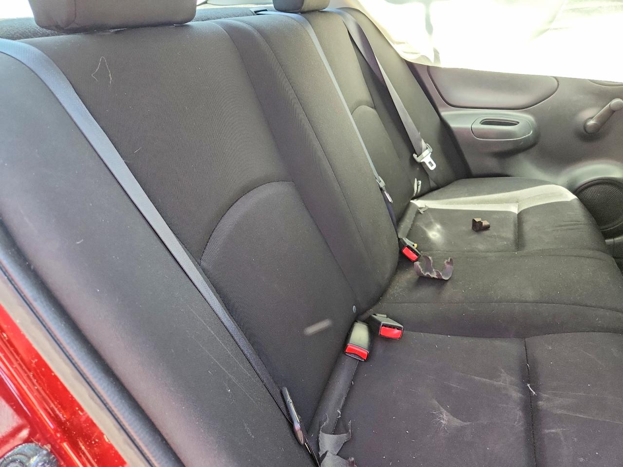2017 NISSAN VERSA