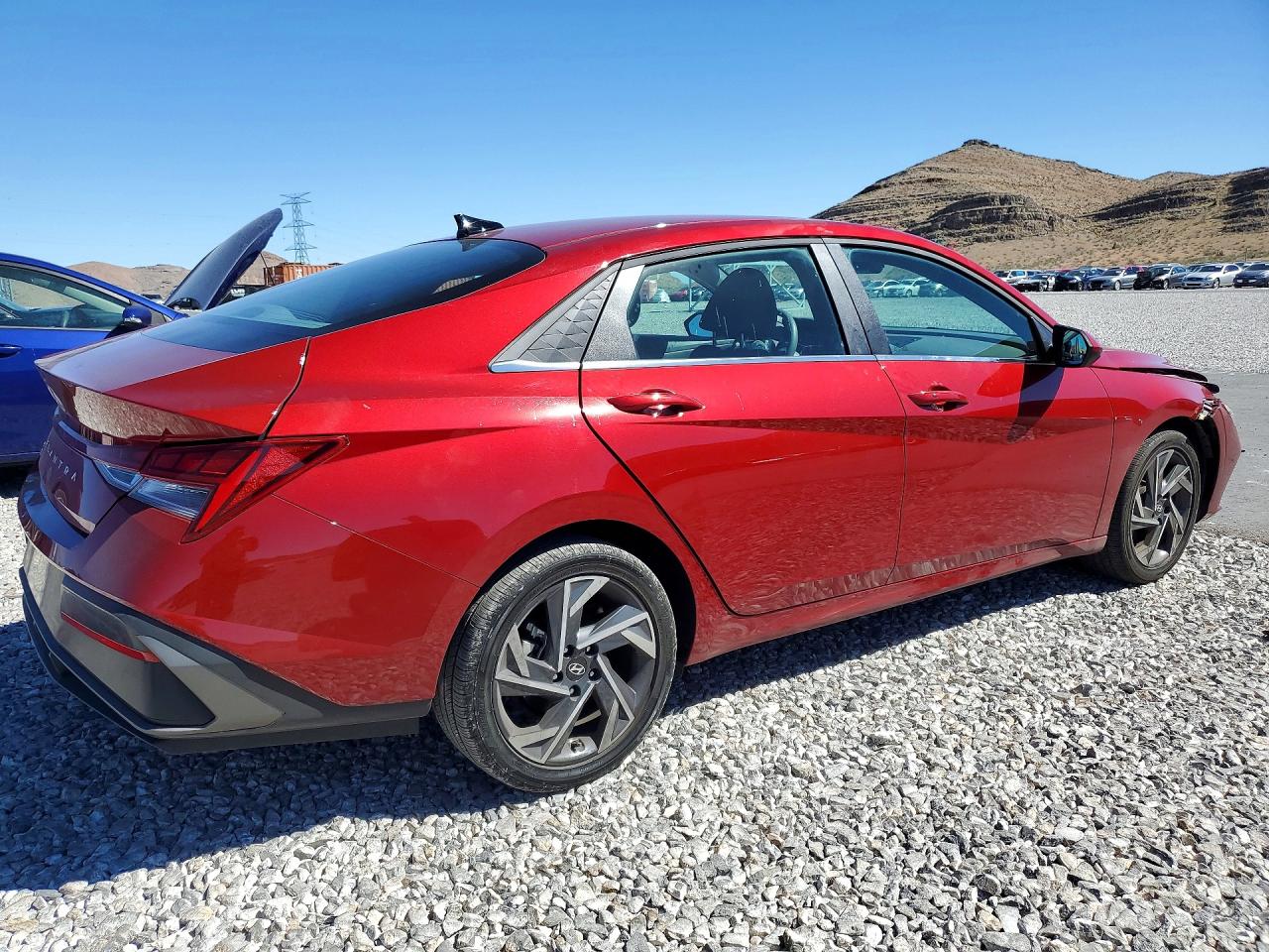 2025 HYUNDAI ELANTRA