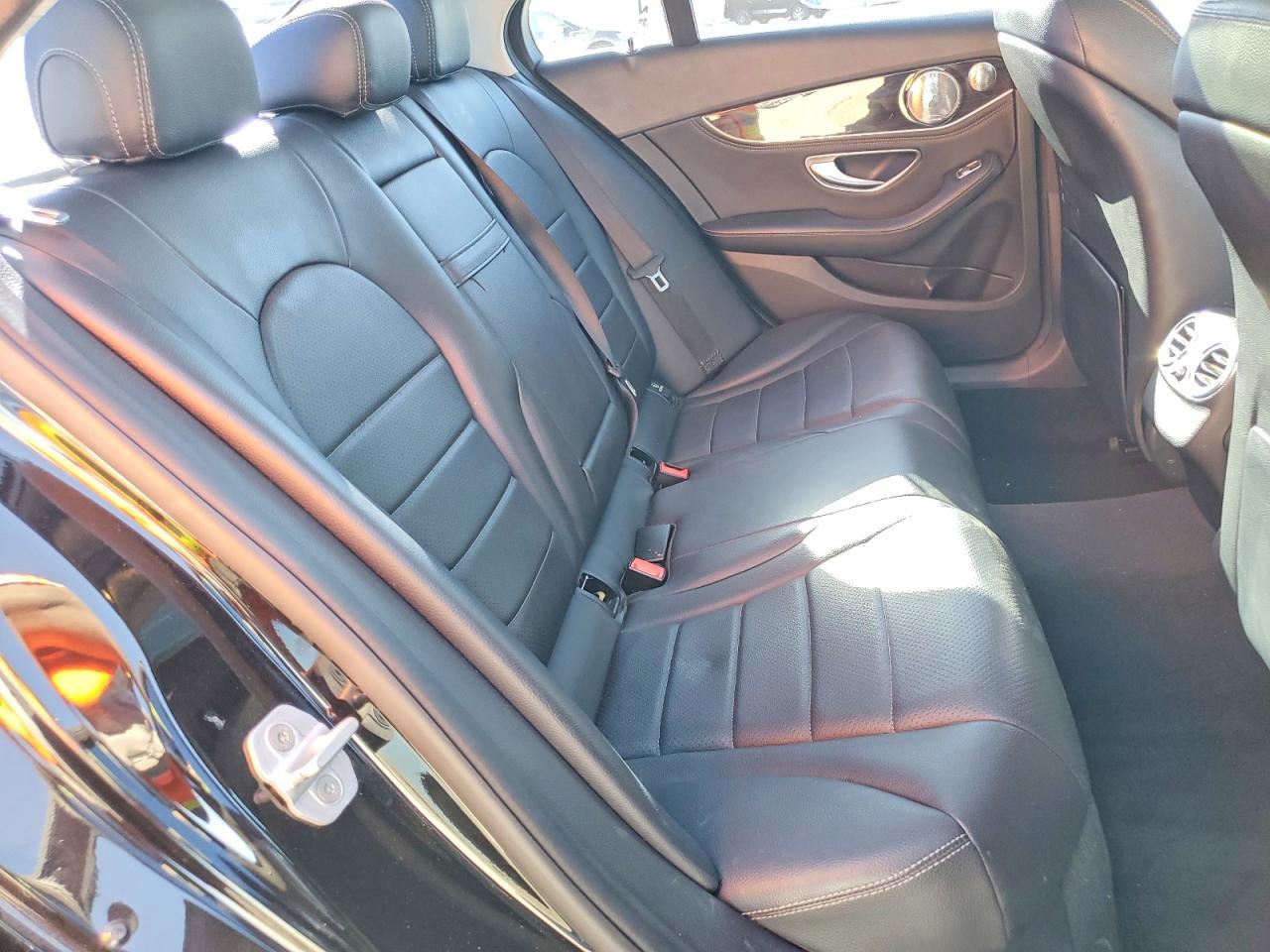 2015 MERCEDES-BENZ C-CLASS