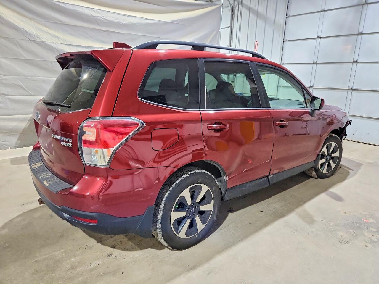 2017 SUBARU FORESTER