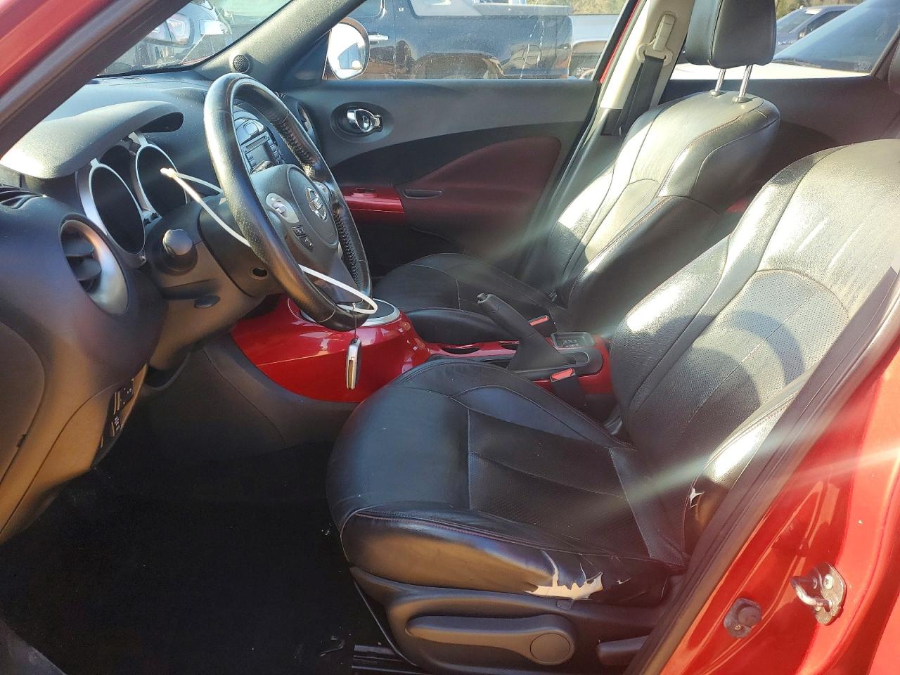 2014 NISSAN JUKE SL