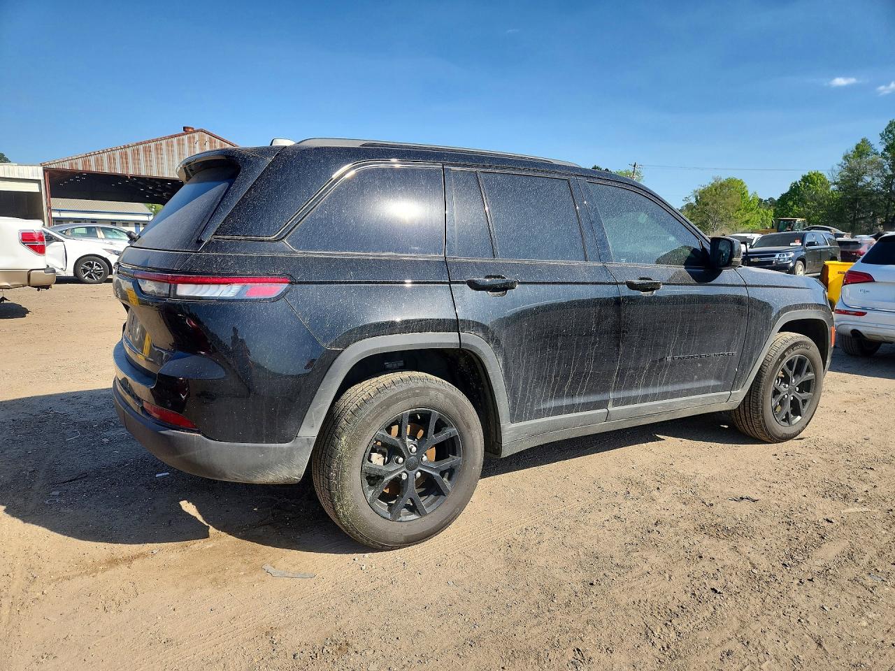 2025 JEEP CHEROKEE