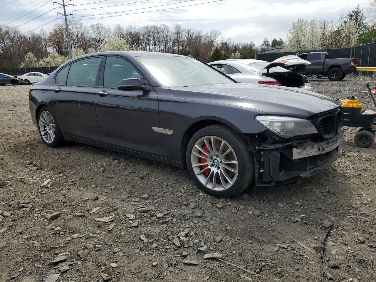 2013 BMW 7 SERIES