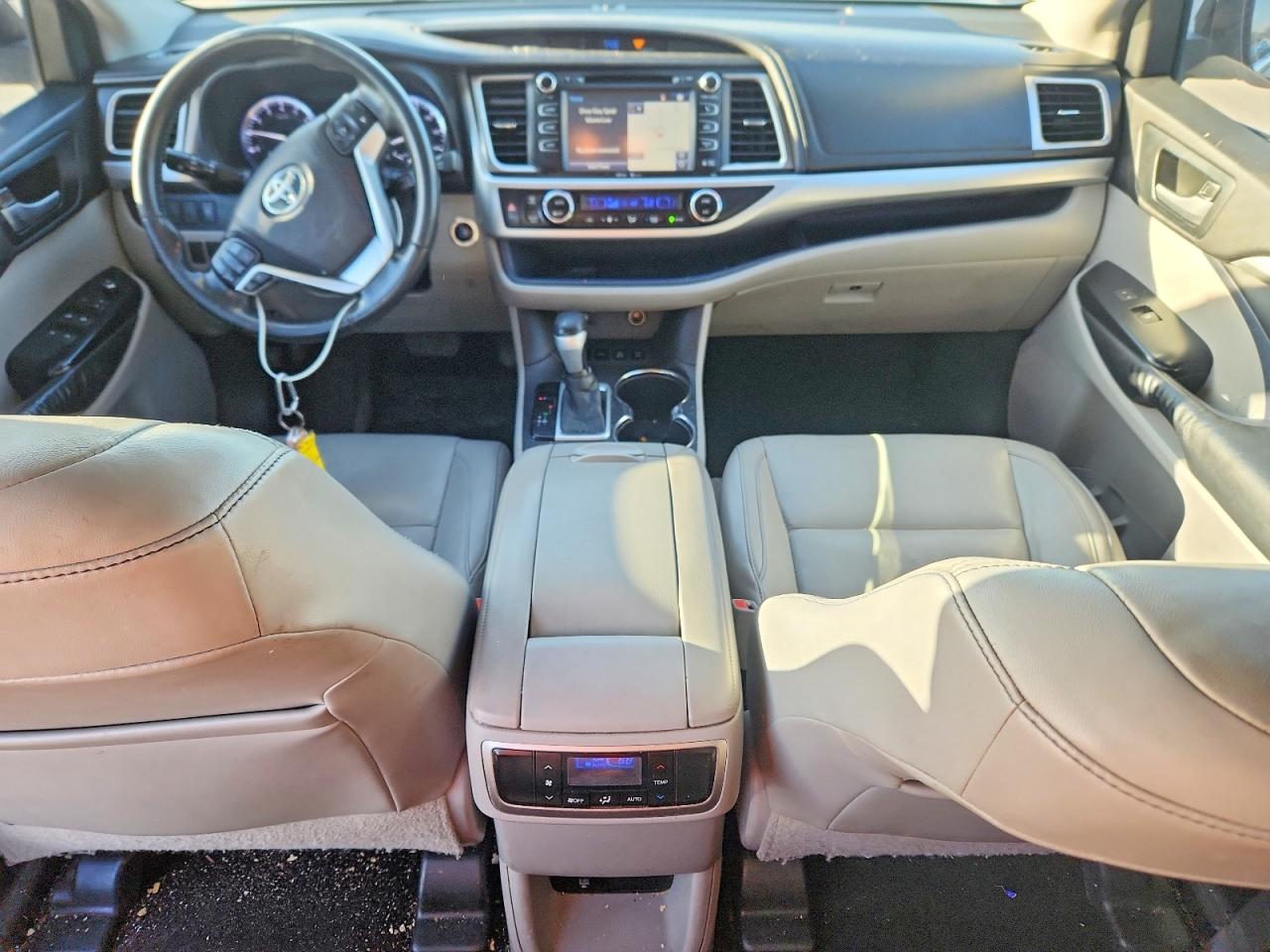 2015 TOYOTA HIGHLANDER