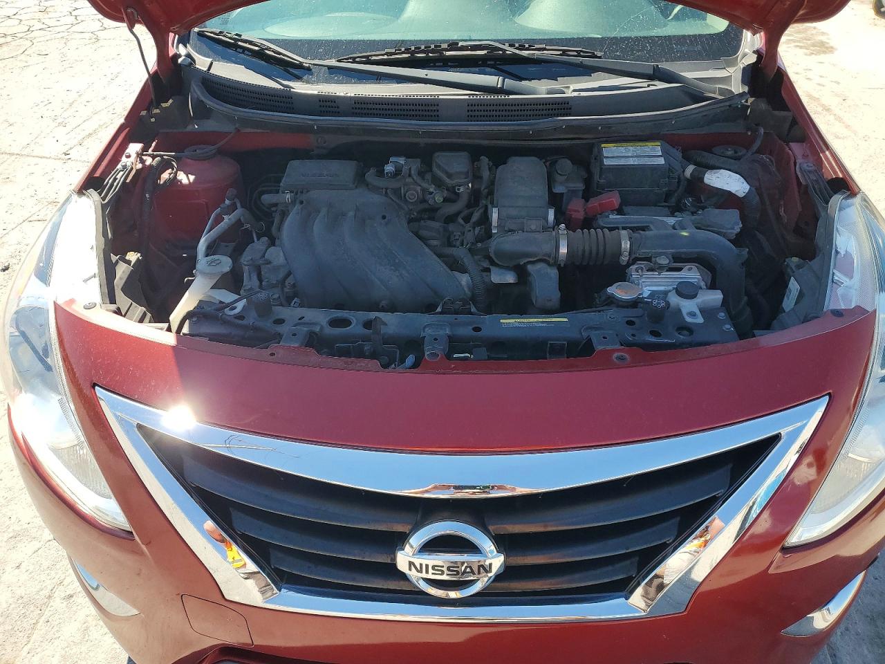 2017 NISSAN VERSA
